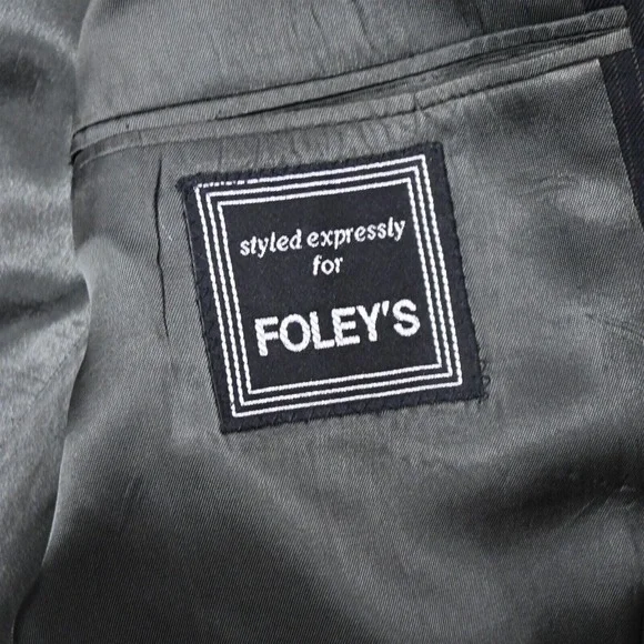 Vtg Perry Ellis 44S 36x32 Black Stripe USA Made Mens Jacket Pants Suit